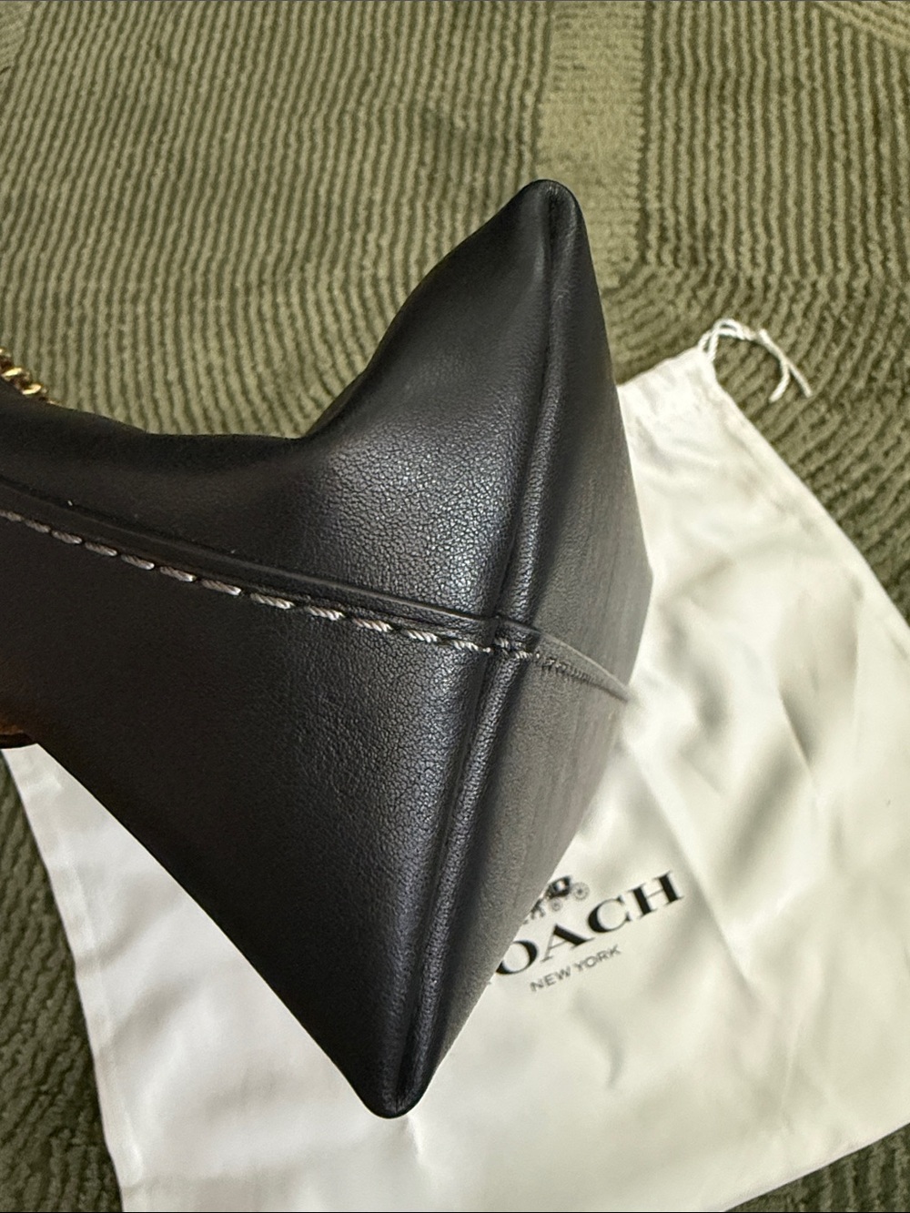 Coach Chain Chelsea 30 in Black - Picture 10 of 12